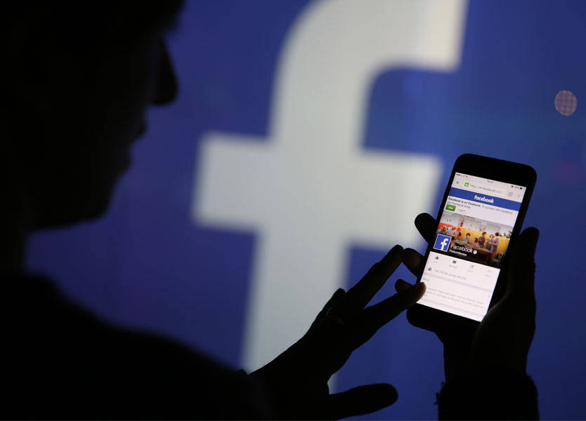 تقرير يكشف الكثير: فيسبوك لا يهتم بك بل بنفسه.. وهذه الأدلة!
