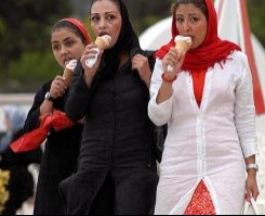 1297019664727679100_245