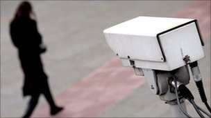 _53404018_0038470021_304