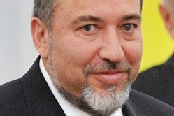 avigdorlieberman007_249