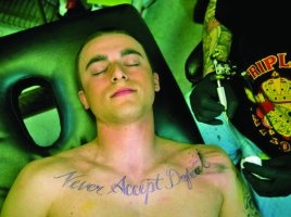 1323016675479885100_268